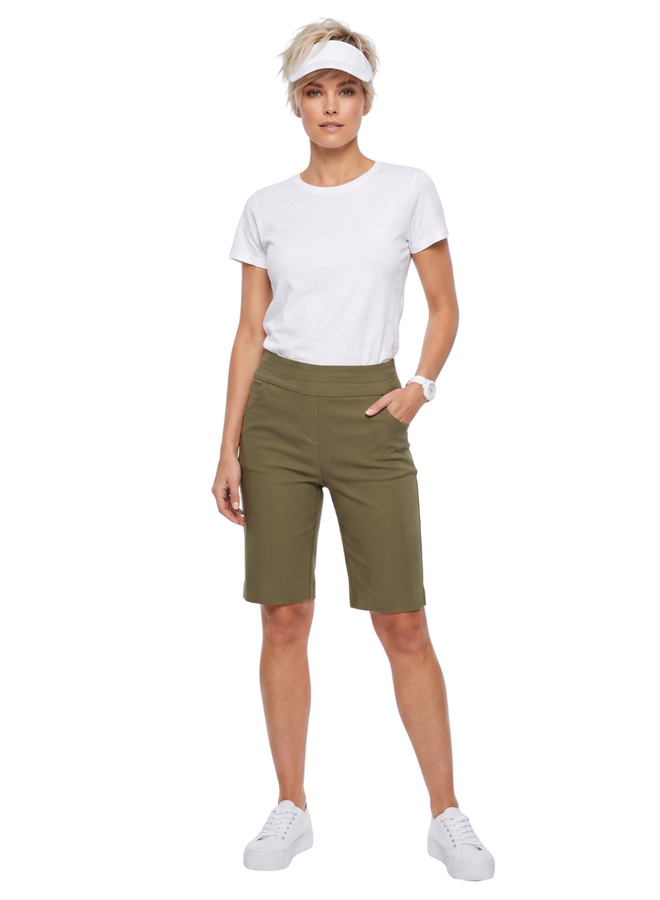 Renuar Bermuda Shorts in Army Green