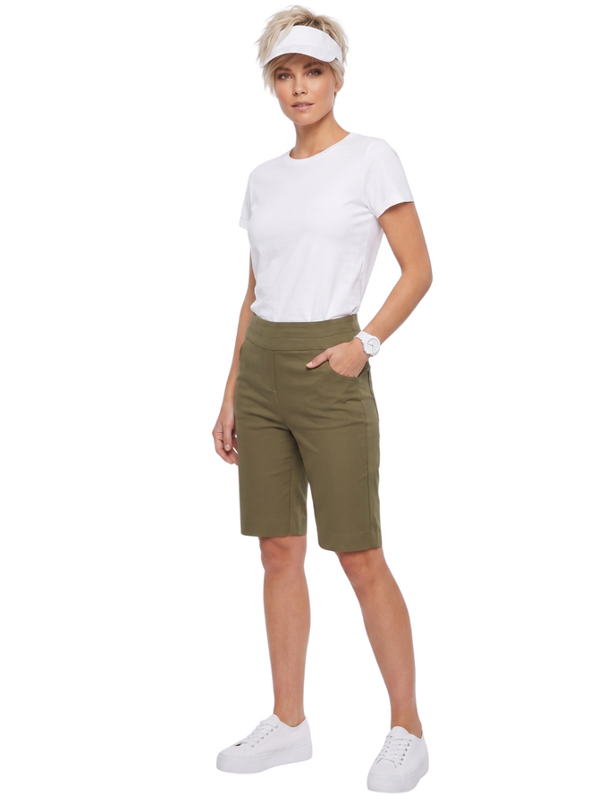 Renuar Bermuda Shorts in Army Green
