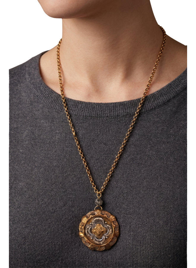1960' French Scallop Pendant