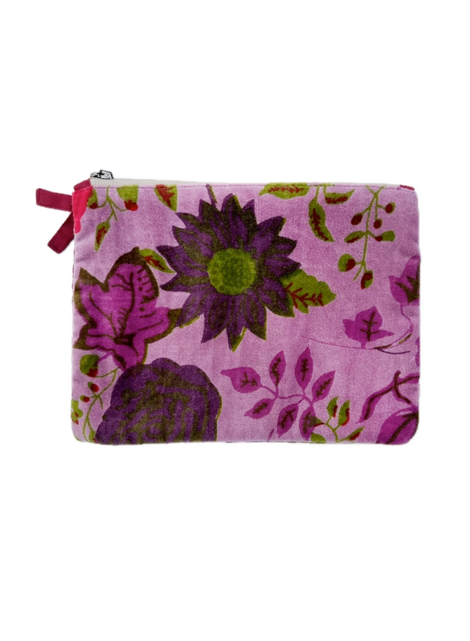The Napoli Velvet Pouch in Rosas Lavender