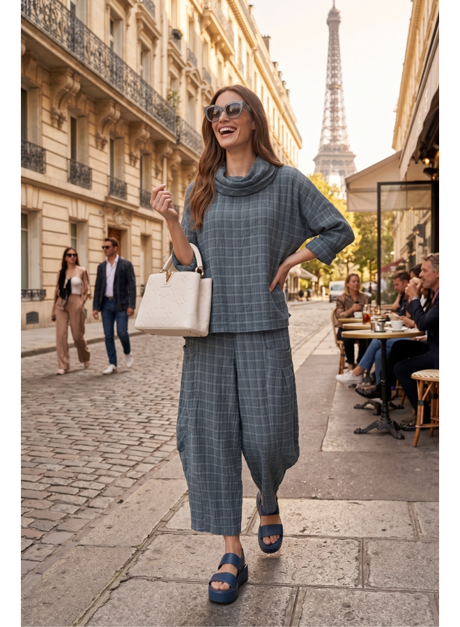 Gerties Double Pocket Seersucker Pant in Dusty Blue