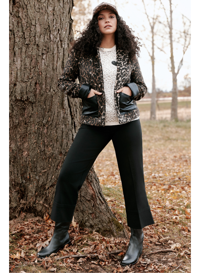 Renuar Lux Cuffed Crop Pant in Black
