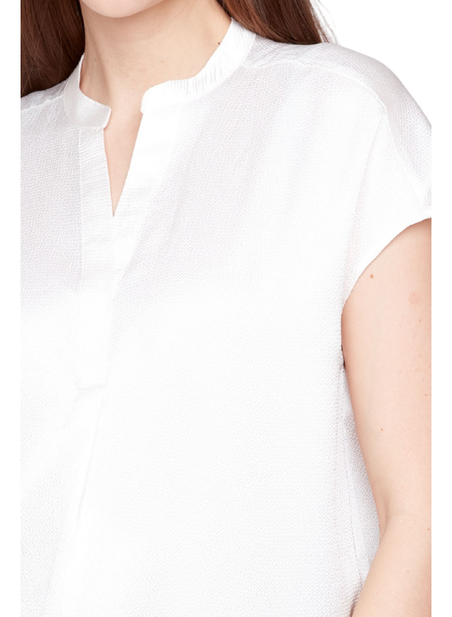Renuar Essential Short Sleeve Pebble Top in Creme