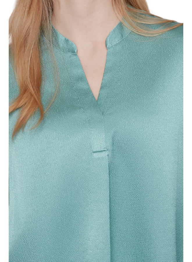 Renuar Essential Short Sleeve Pebble Top in Tea Tree