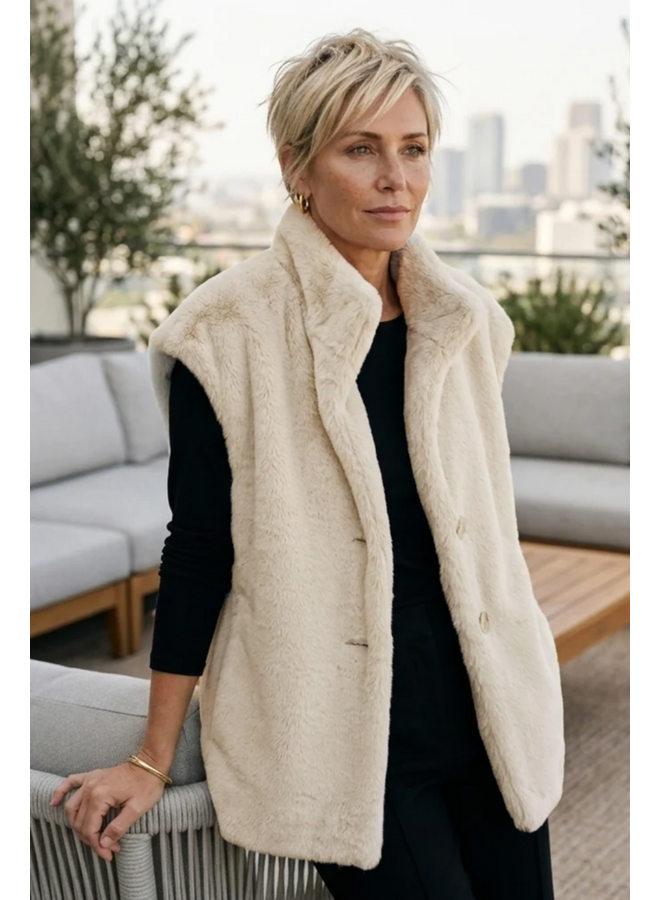 Olivia Stellar Faux Fur Vest in Sand