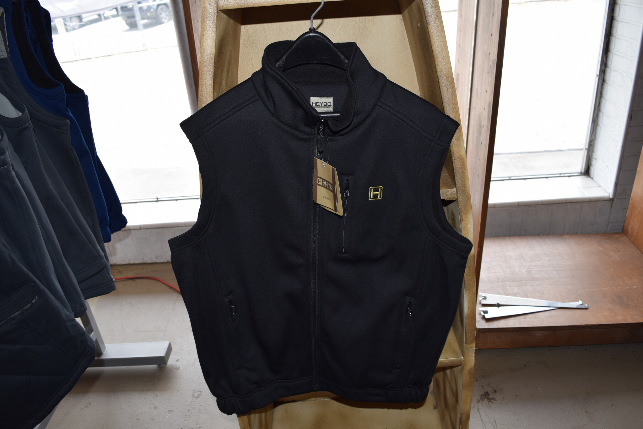 Heybo Vests Heybo Black Vest