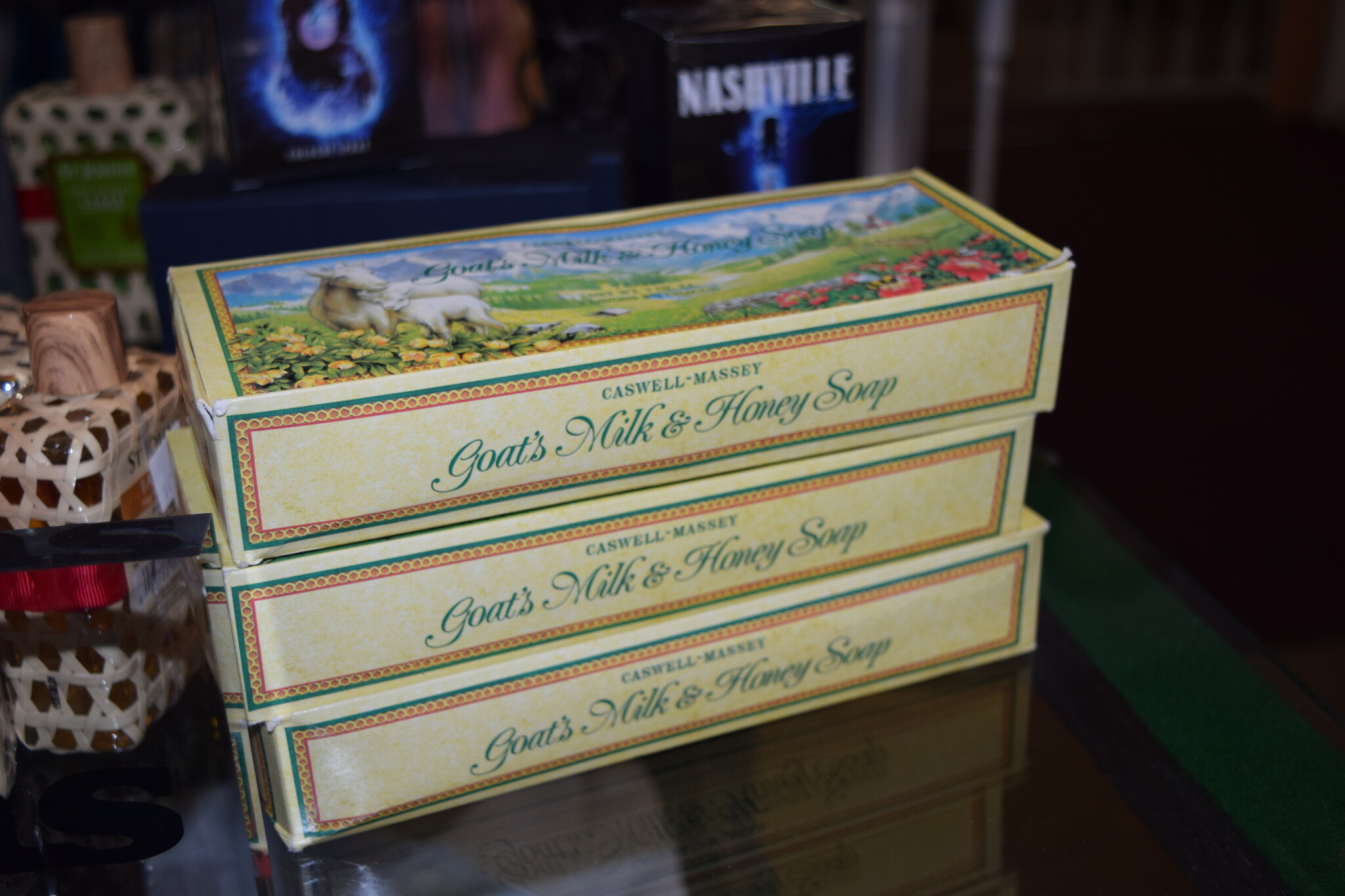 Caswell Massey Cologne Caswell Massey Goat's Milk & Honey Soap
