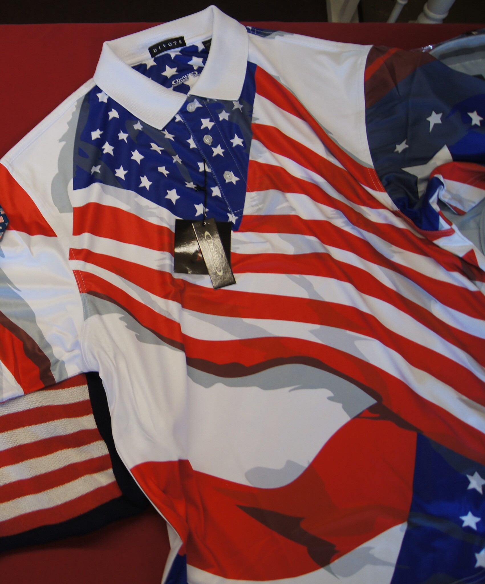 Divot DW American Flag Polo XL