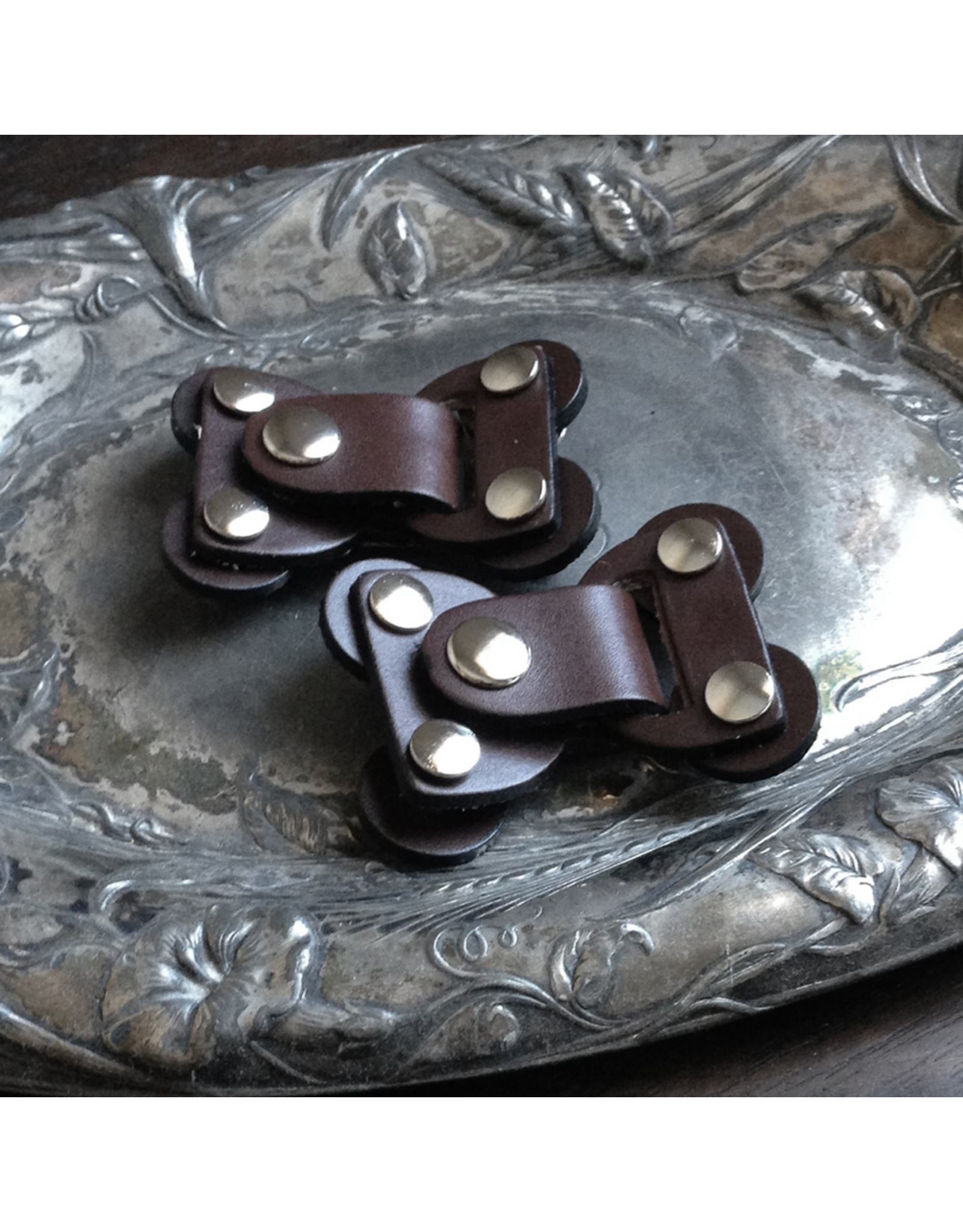Jul Designs The Lock Toggle Closure - Chocolate