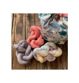 Dream in Color Nest & Burrow Cowl Kit, Bun Bun