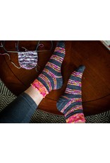 Knitted Wit The ShannaJean Club 2022 Explore the Rainbow - Dreamboat Socks (May)