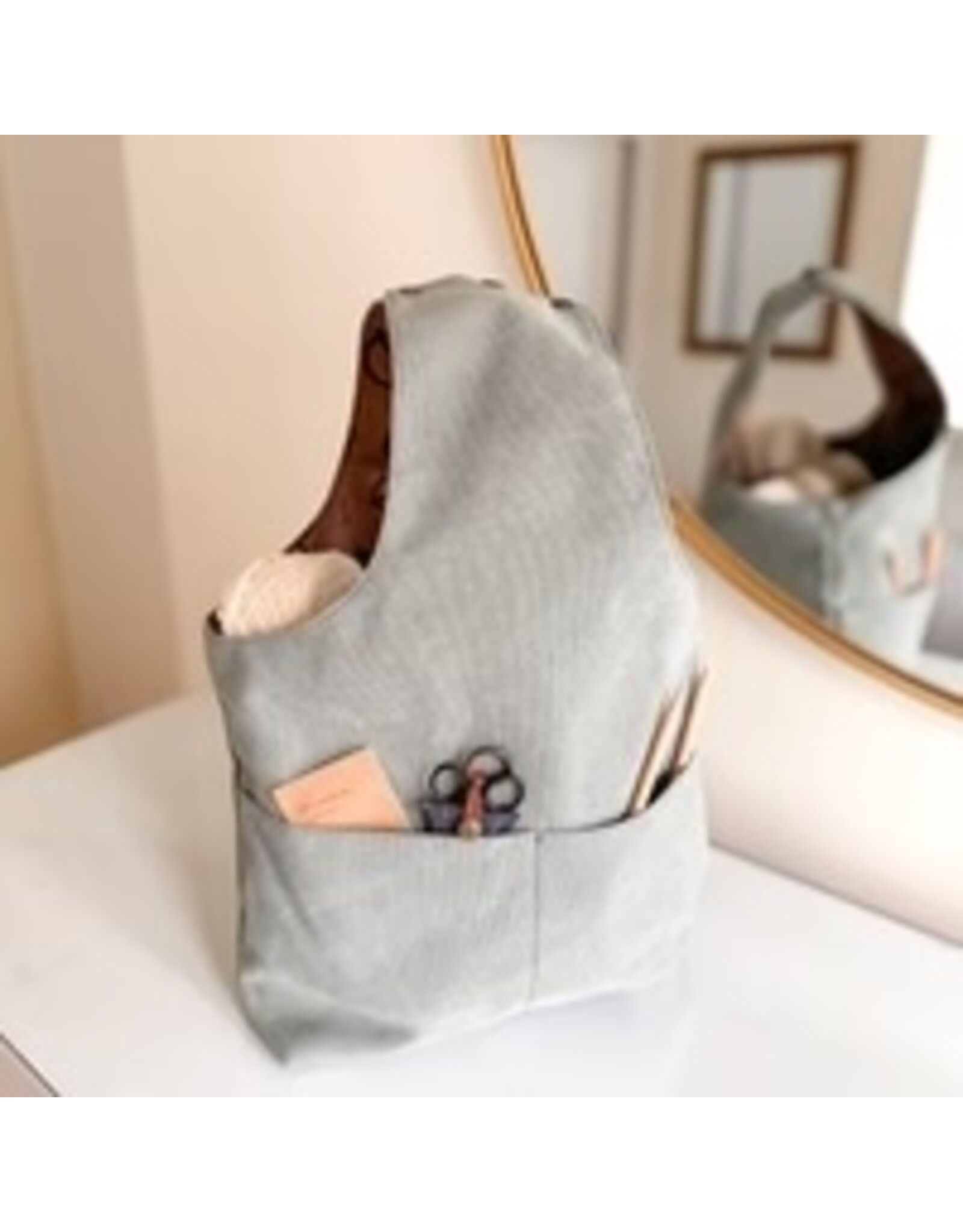 della Q della Q Nora Bucket Bag