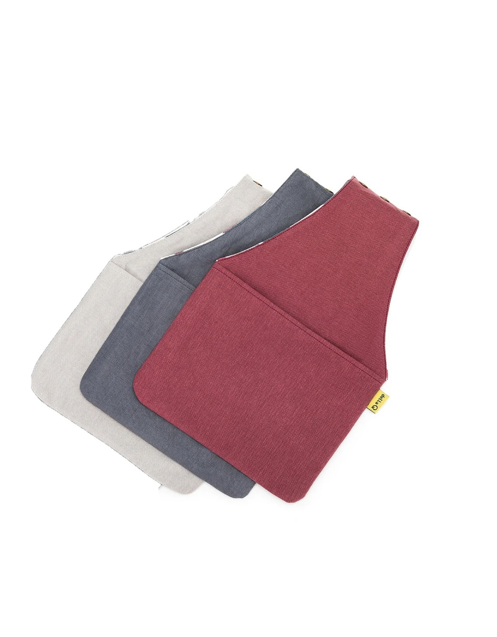 della Q della Q Nora Wrist Bag