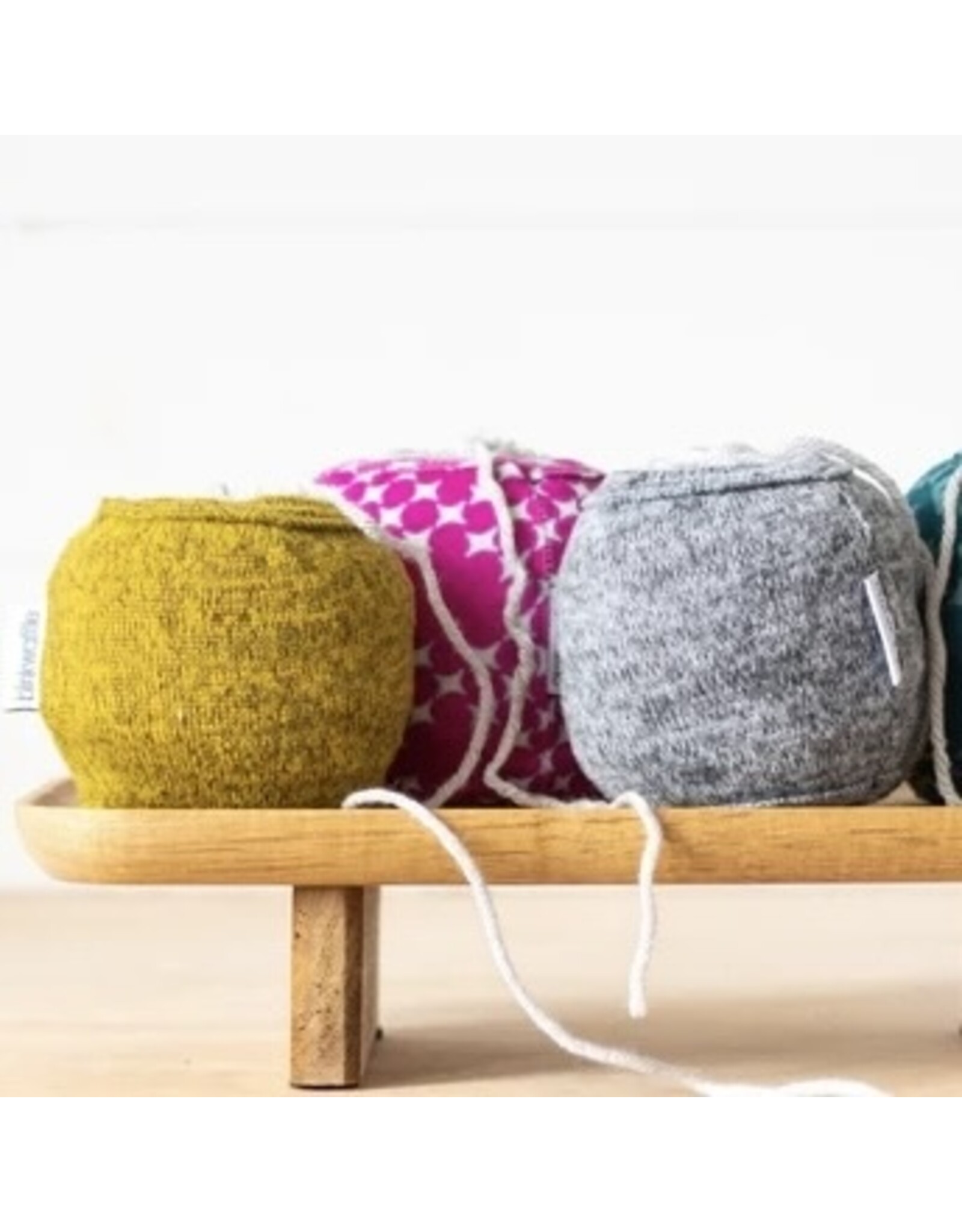 Binkwaffle Binkwaffle Cozy Cakes