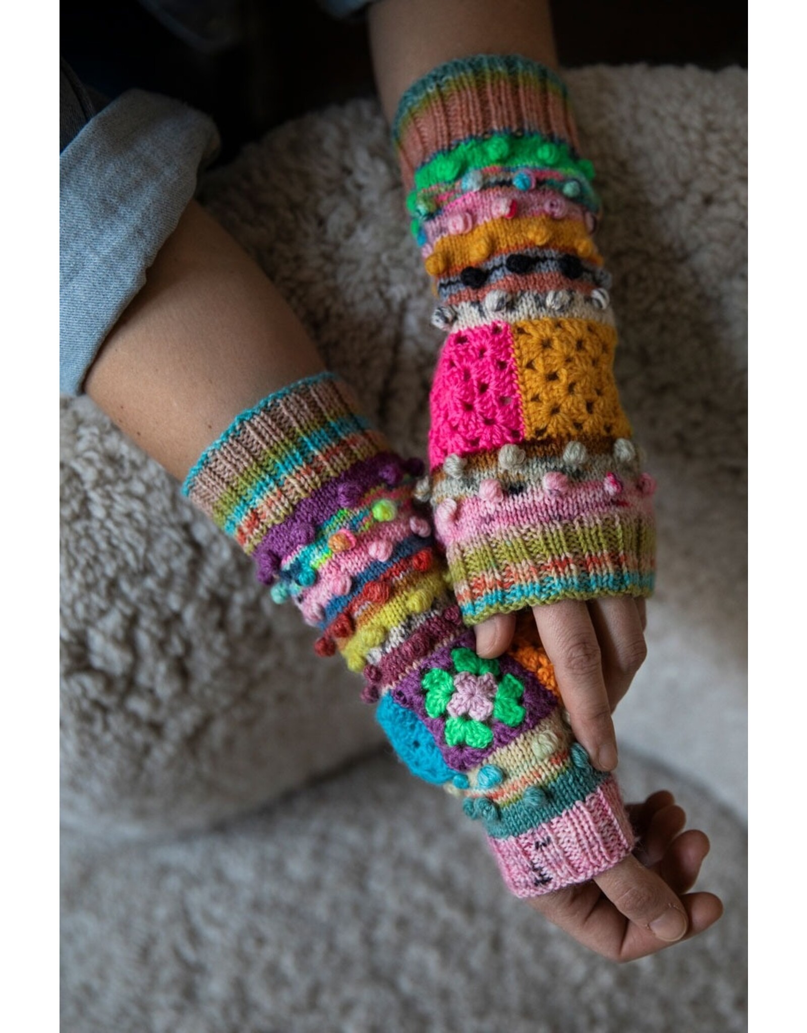 Laine Magazine 52 Weeks of Scrap Yarn: Projects for Crafters
