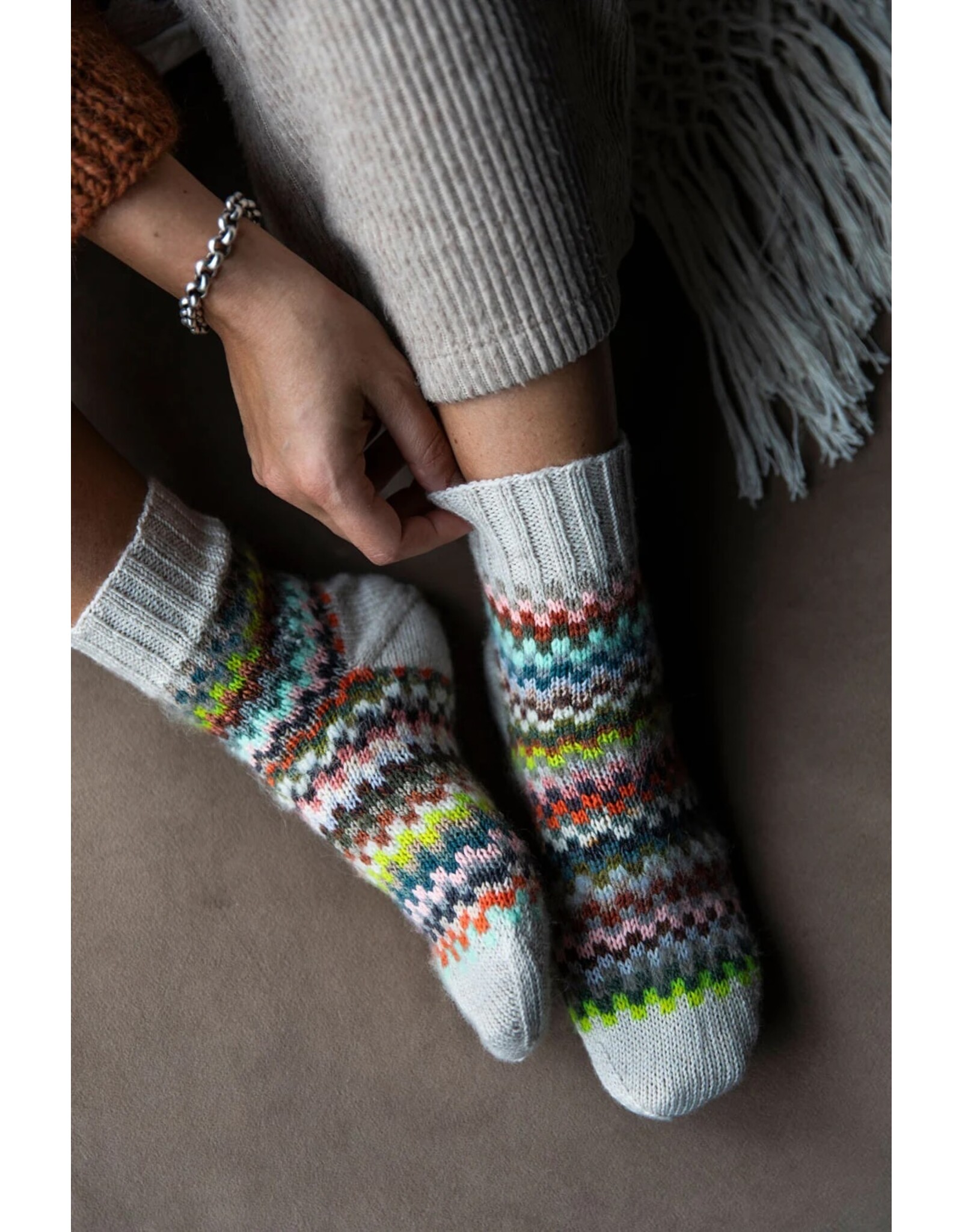 Laine Magazine 52 Weeks of Scrap Yarn: Projects for Crafters