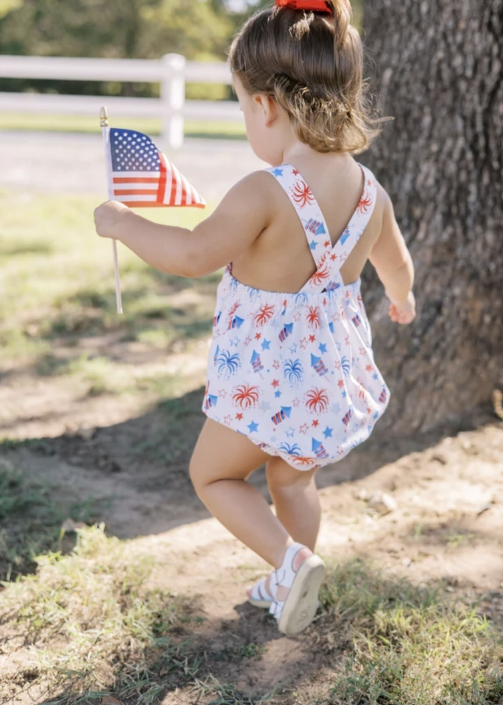 PATRIOTIC GIRL SUNBUBBLE
