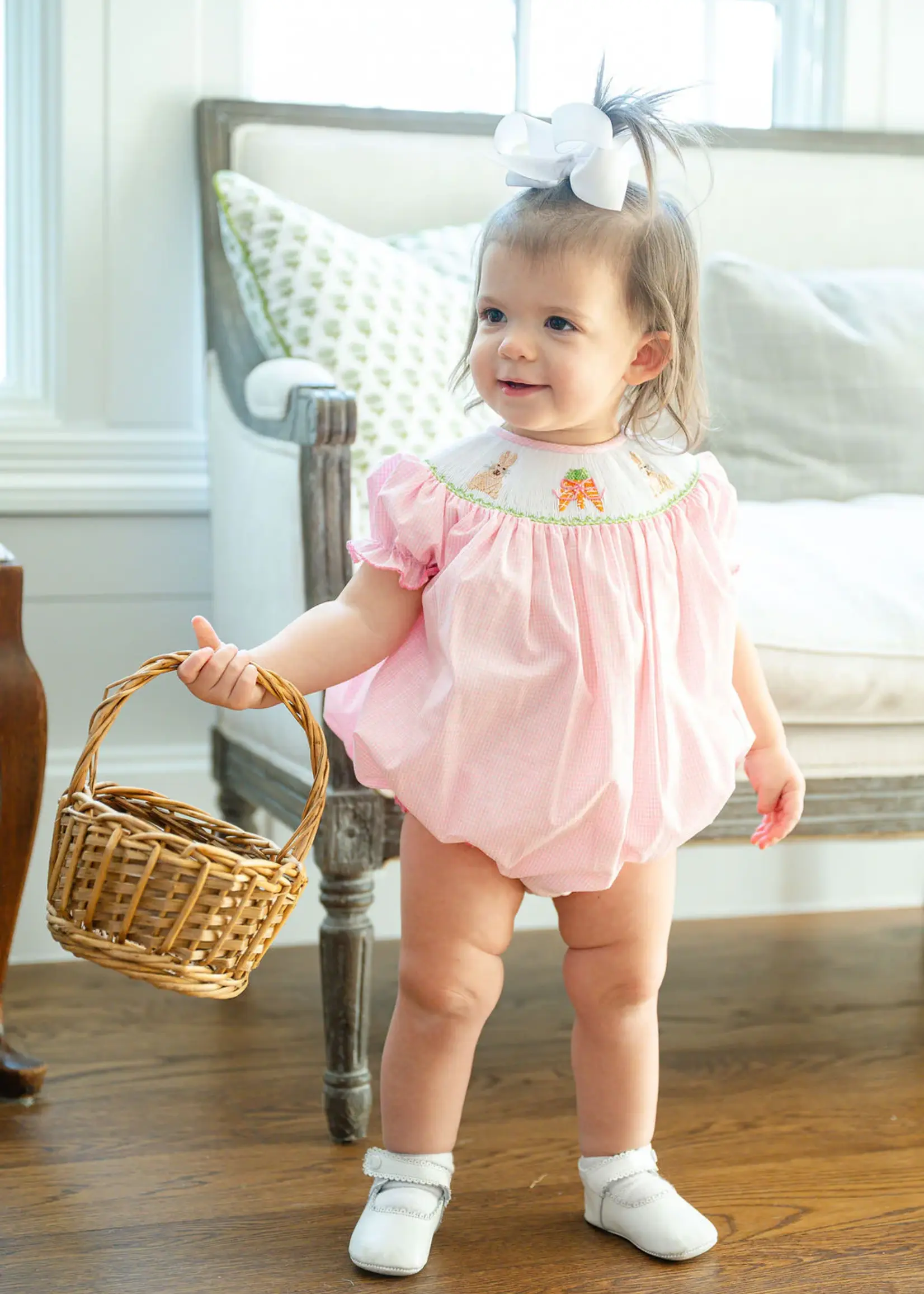 EASTER BUNNY AND CARROTS BIRDIE BUBBLE