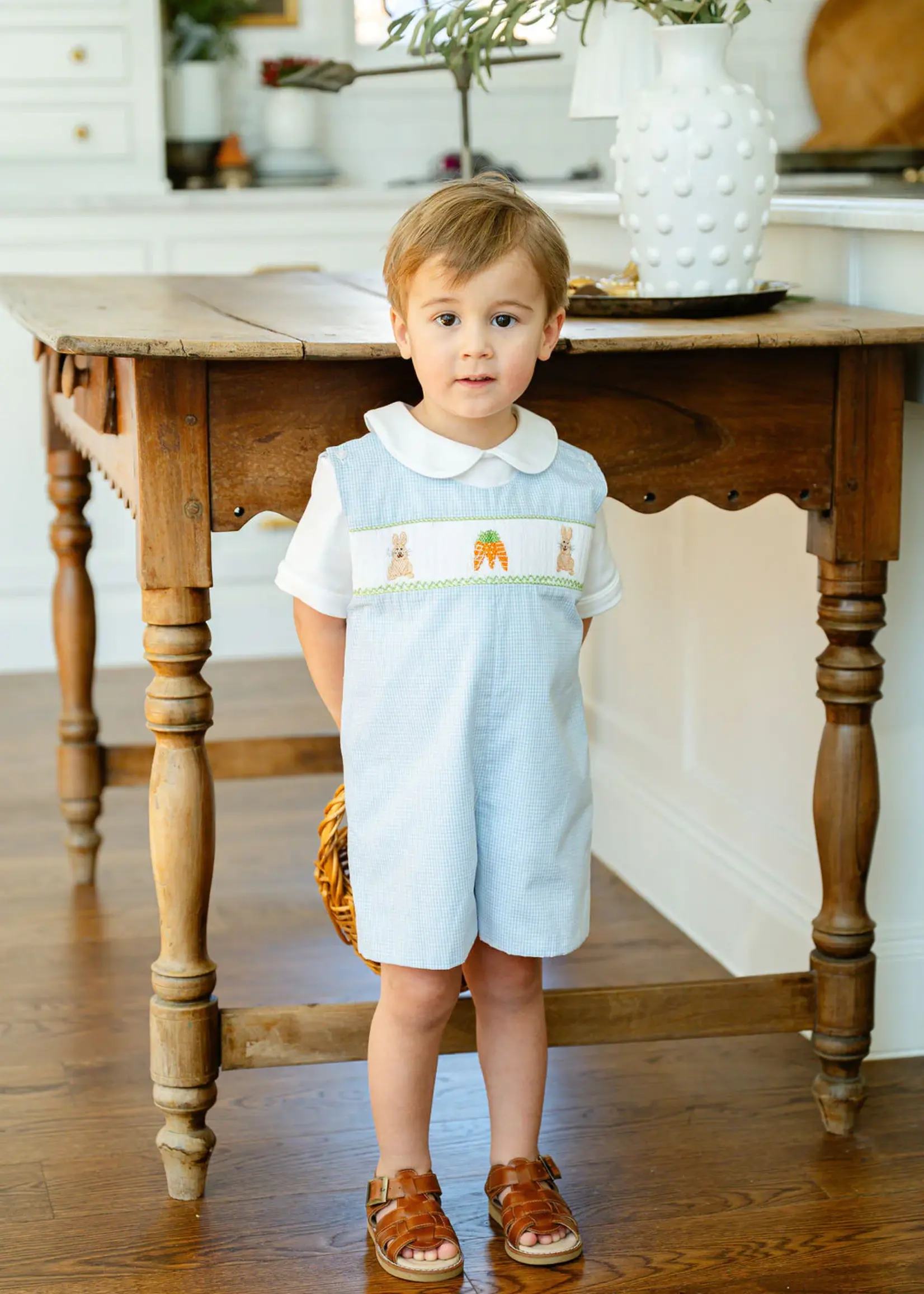 EASTER BUNNY AND CARROTS BEN JONJON