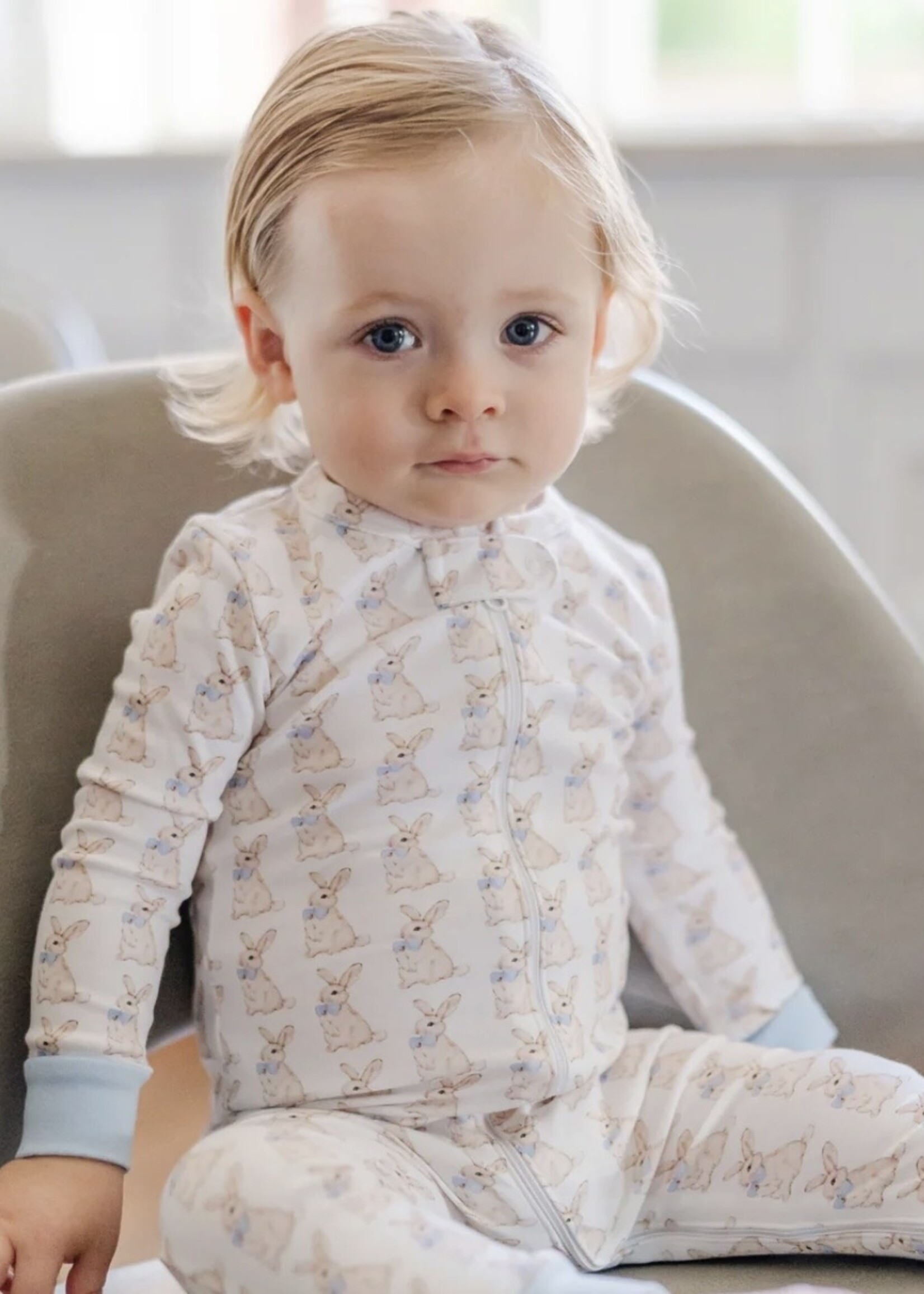 BLUE EASTER BUNNIES PARKER