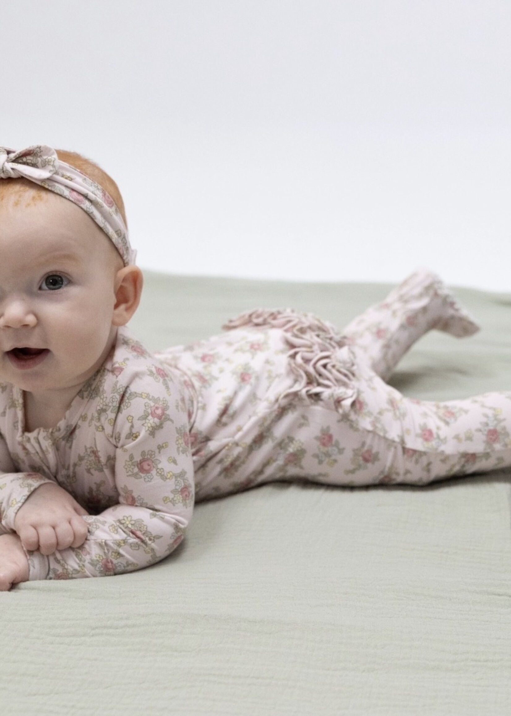 EDITH'S ROSE GARDEN 2 WAY RUFFLE BACK ZIPPER FOOTIE