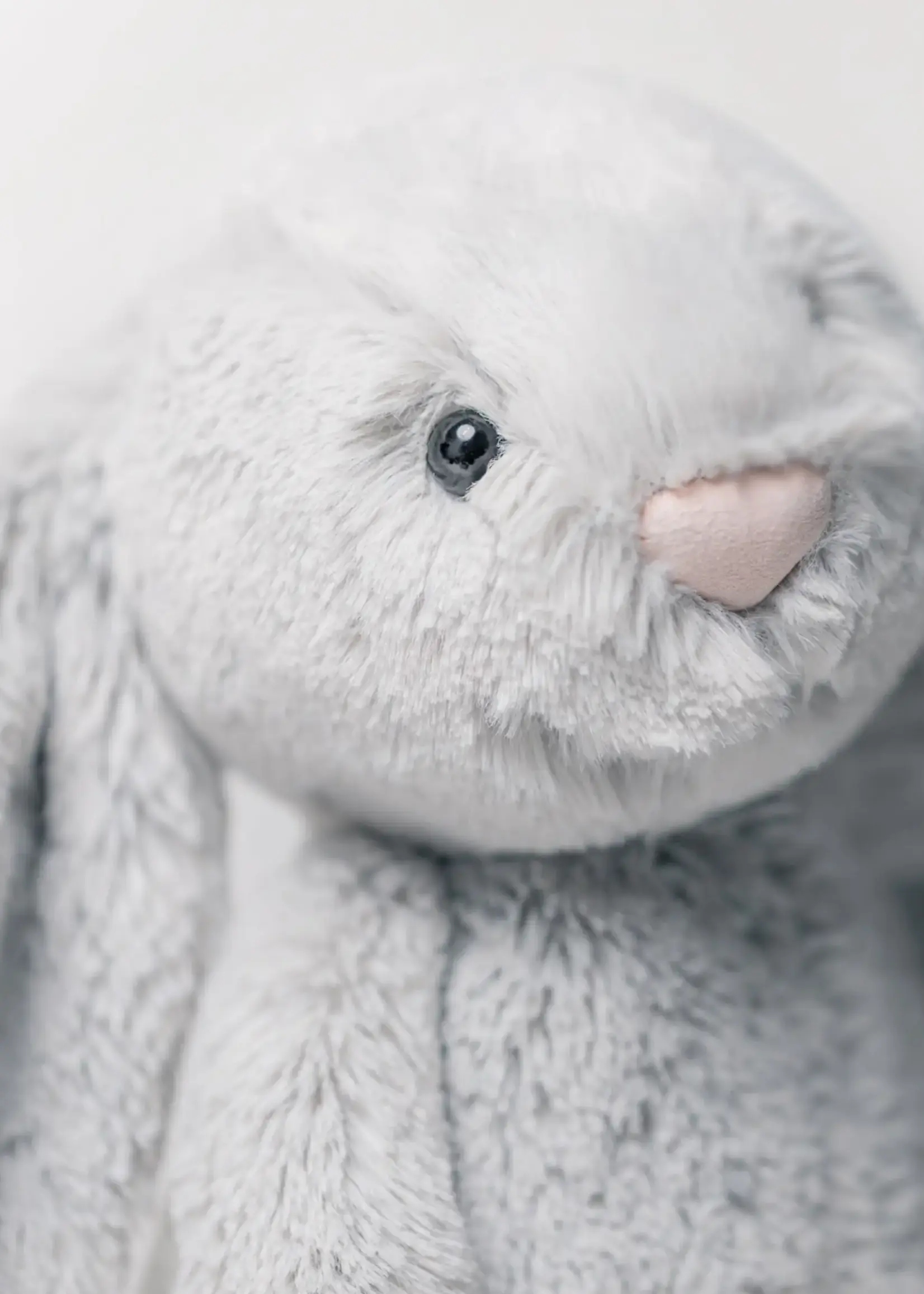BASHFUL SILVER BUNNY ORIGINAL