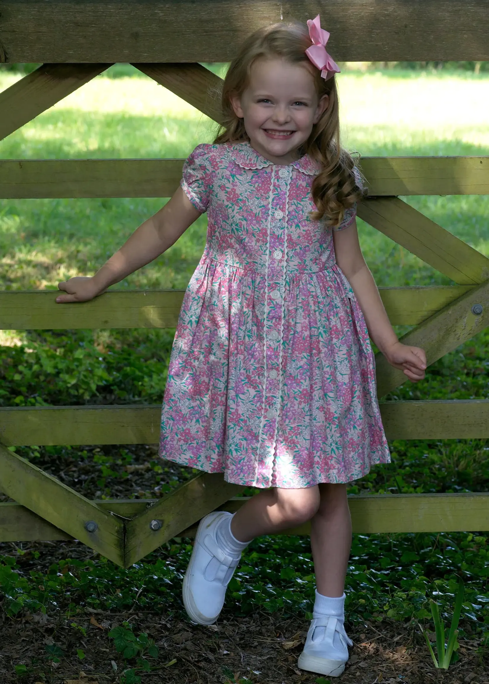 PINK FLORAL BUTTON-FRONT DRESS