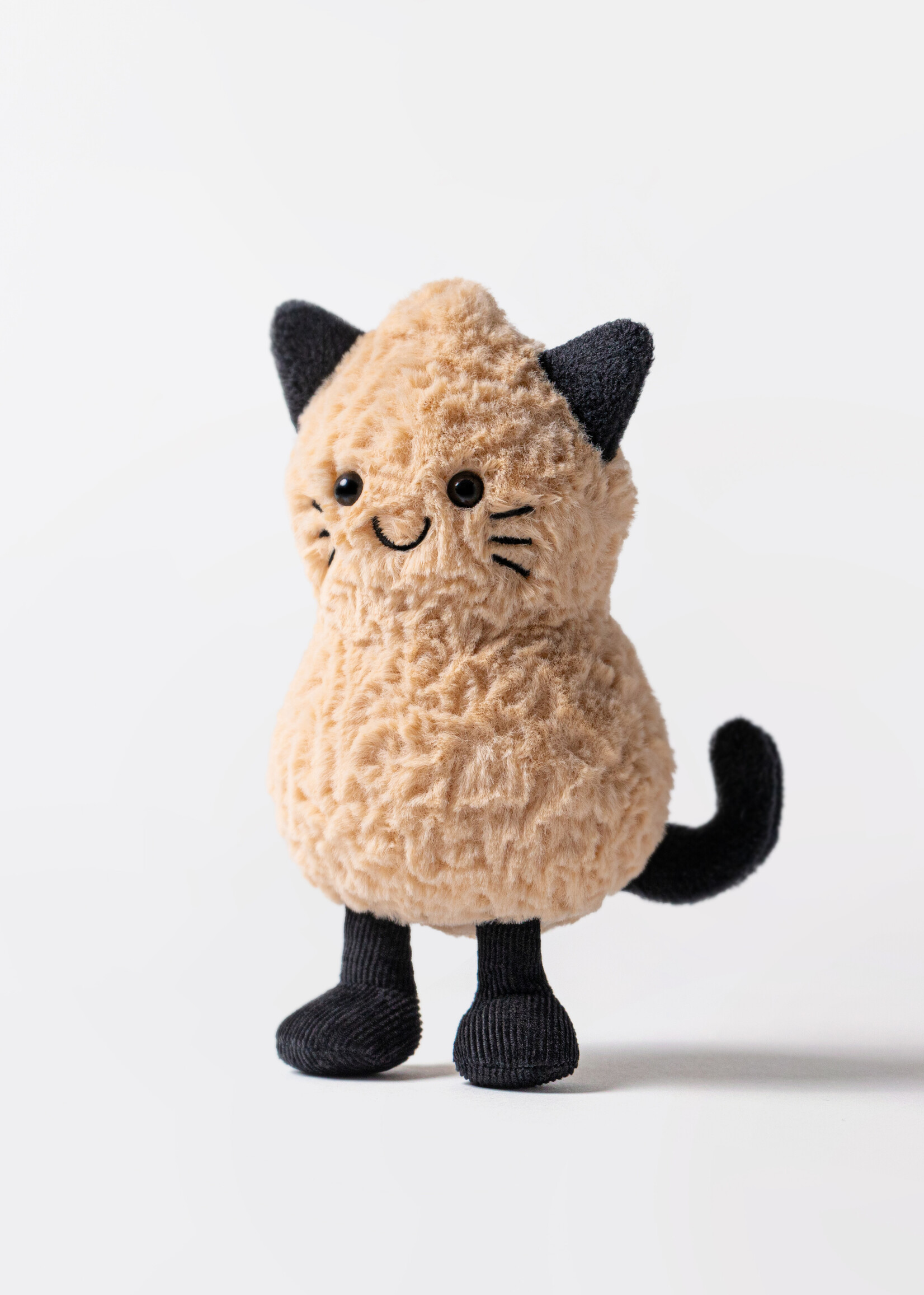 AMUSEABLES PEANUT CAT OUTFIT