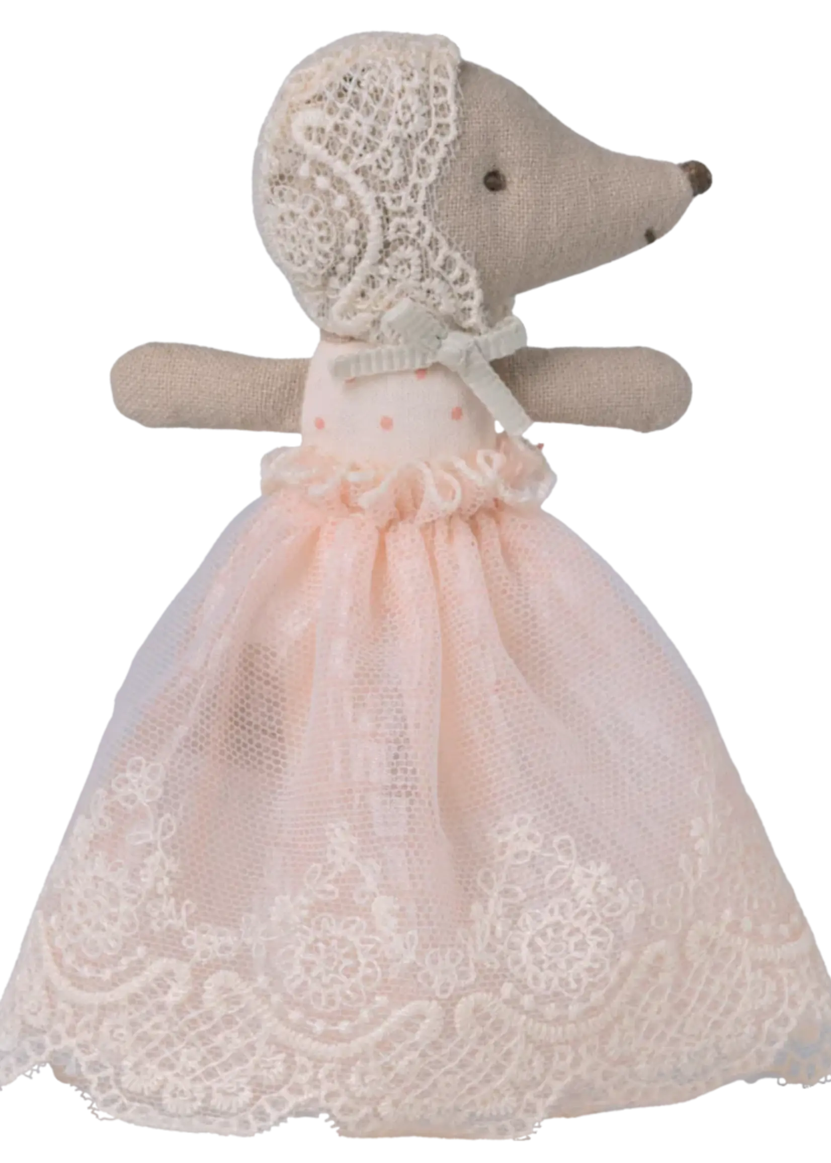 BABY MOUSE IN GOWN