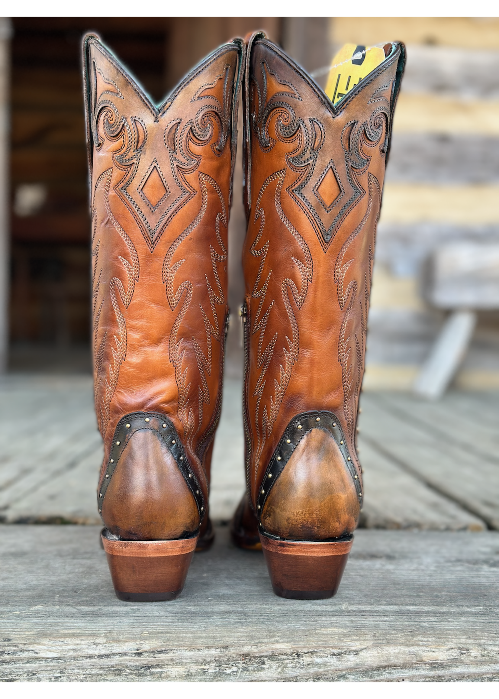 Corral Corral F1362  Honey/Blk Wingtip Boot