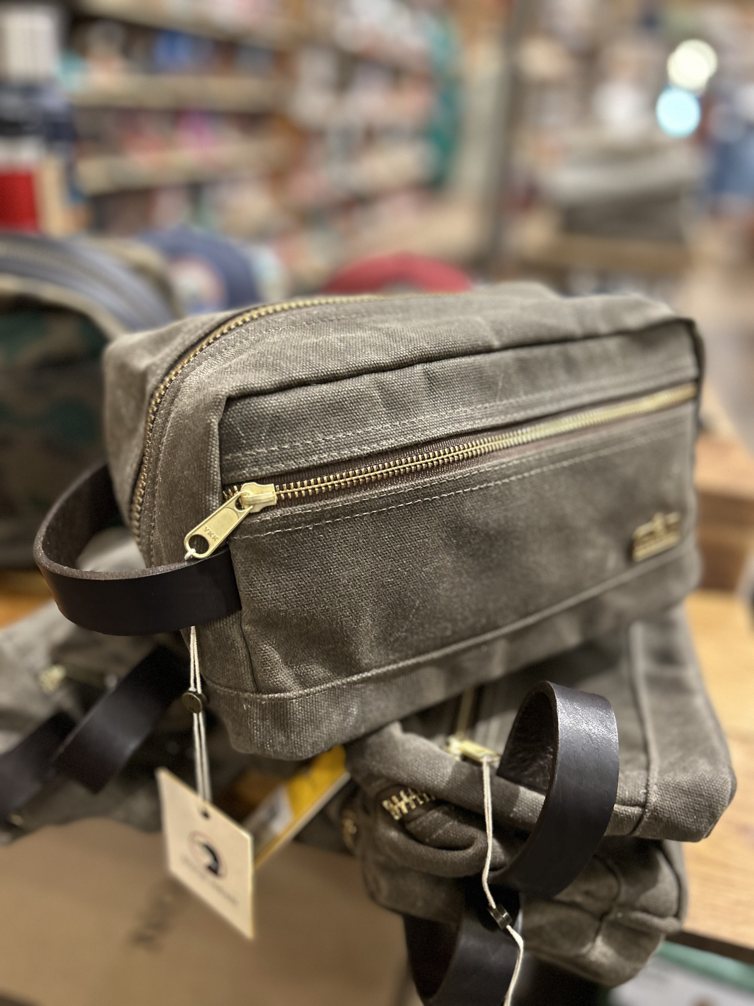 Order D81070 Waxed Canvas Dopp Kit – Duck Head Bag - Hewlett