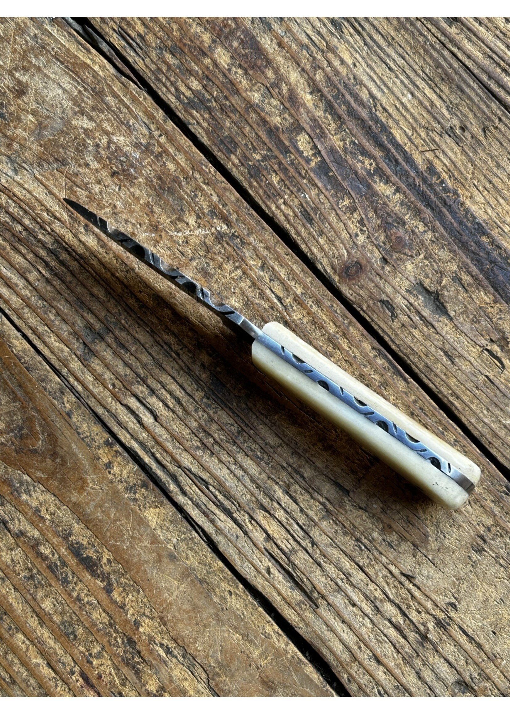 Circle SH Cutlery Circle SH Cutlery TXBD-6 Acid Damascus Etched Bone Handle Knife