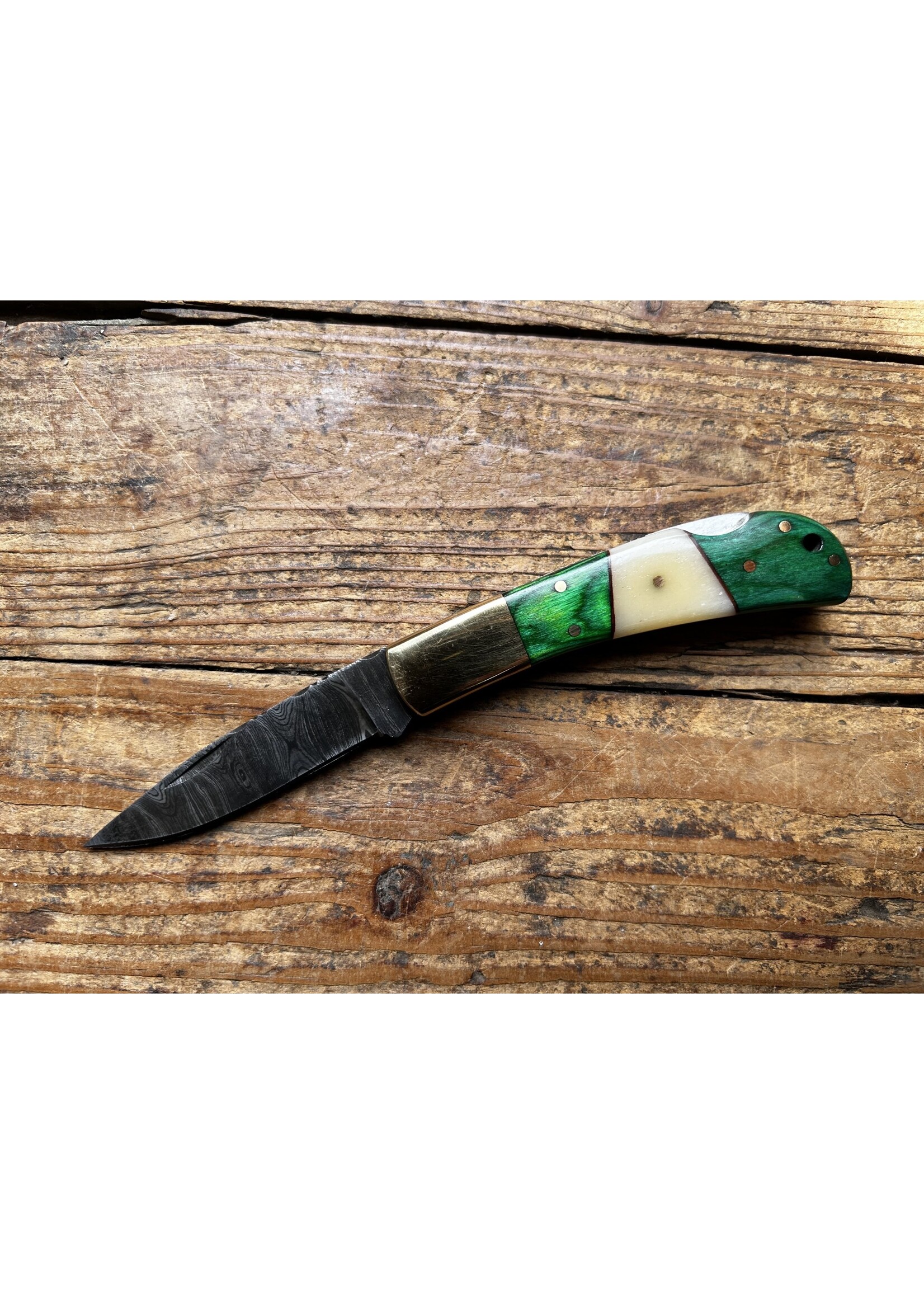 Circle SH Cutlery Circle SH Cutlery DM-1169 Bone Green Brass Folding Knife