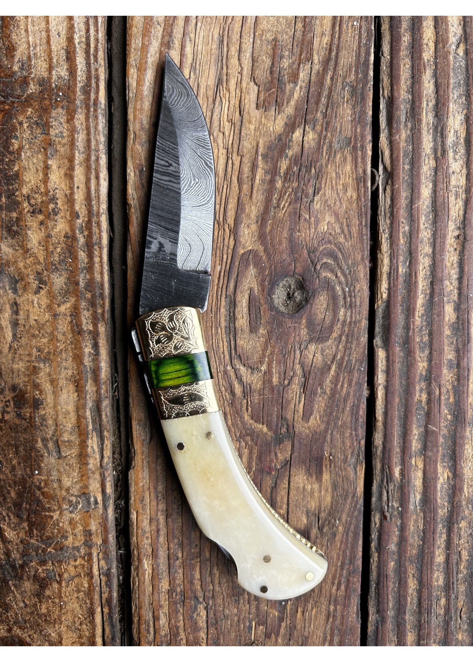 Circle SH Cutlery Circle SH Cutlery DM-1199 Bone Brass Scroll Folding Knife