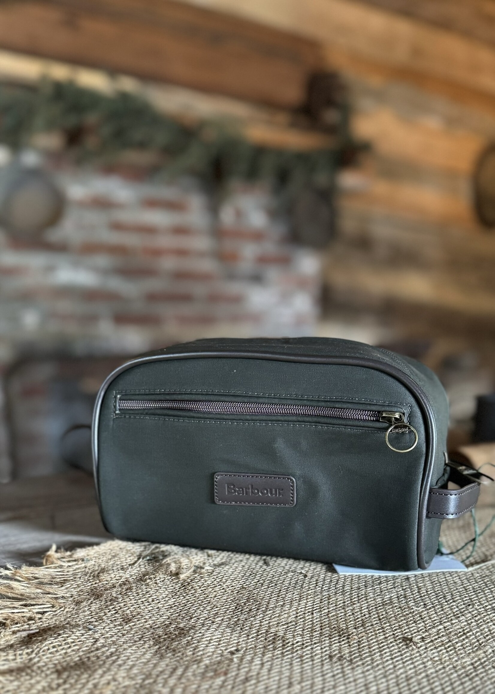 Barbour Barbour Wax Washbag