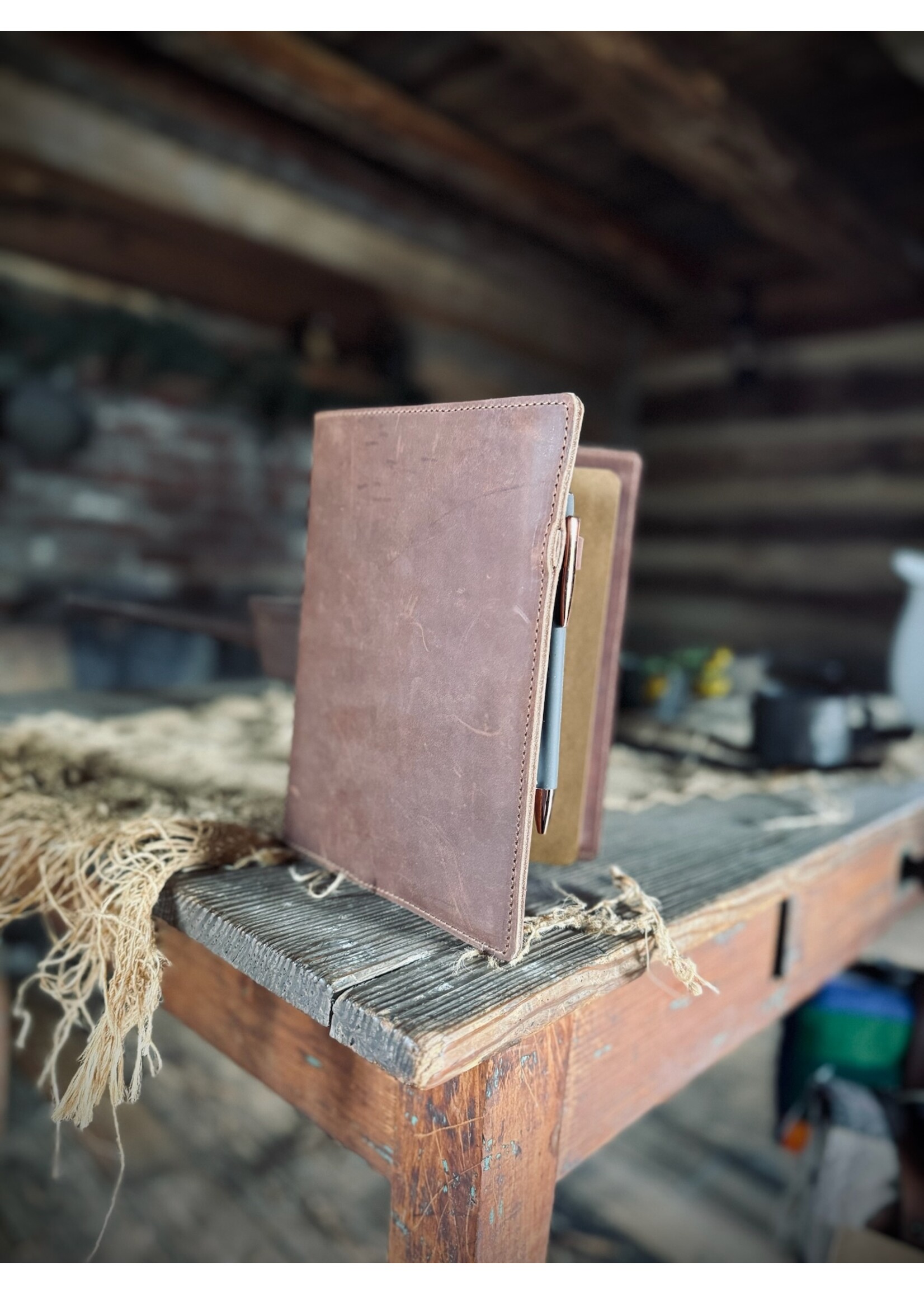 Moss Saddle Shop Hewlett & Dunn X Moss Saddle Shop Handmade Leather Journal