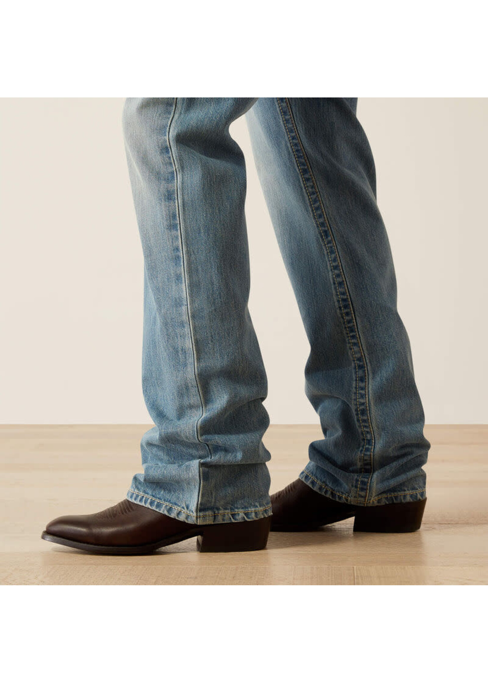 Ariat ARIAT No. 10058936 M4 Louis Relaxed Boot Cut