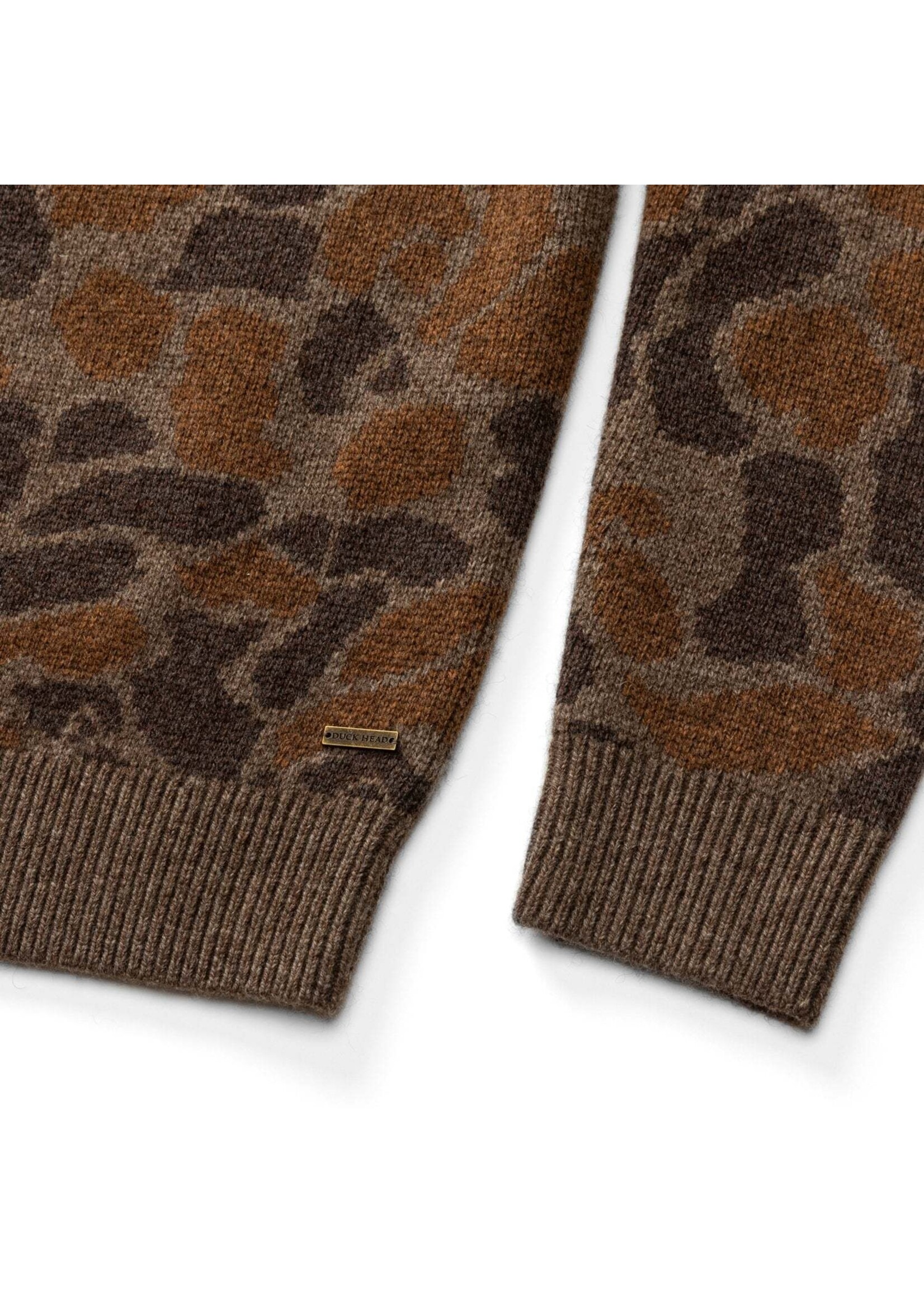 Duck Head Duck Head No. D31017 Camo Intarsia Crewneck Sweater