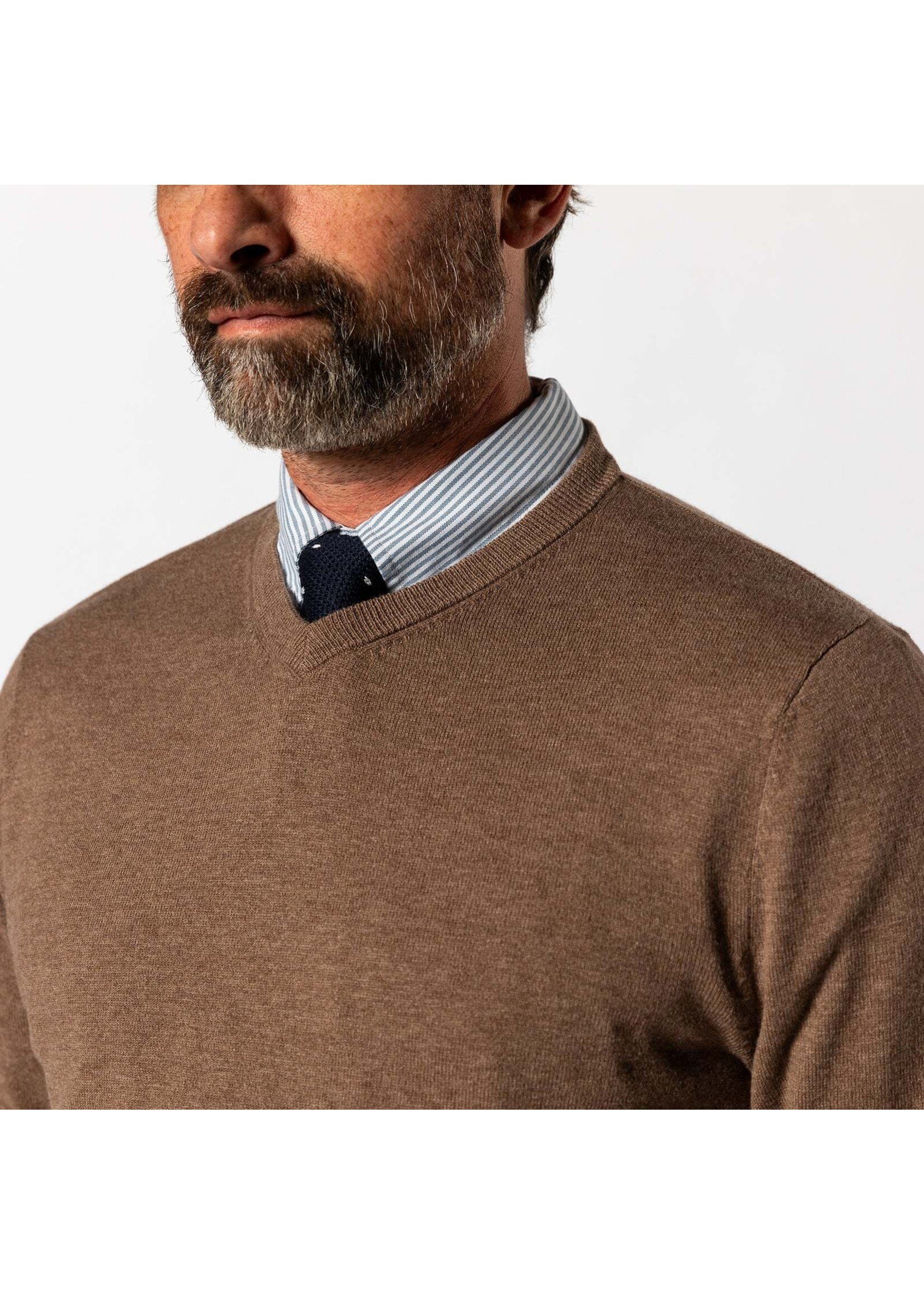 Duck Head Duck Head No. D31001 Buckley Merino V-Neck Sweater