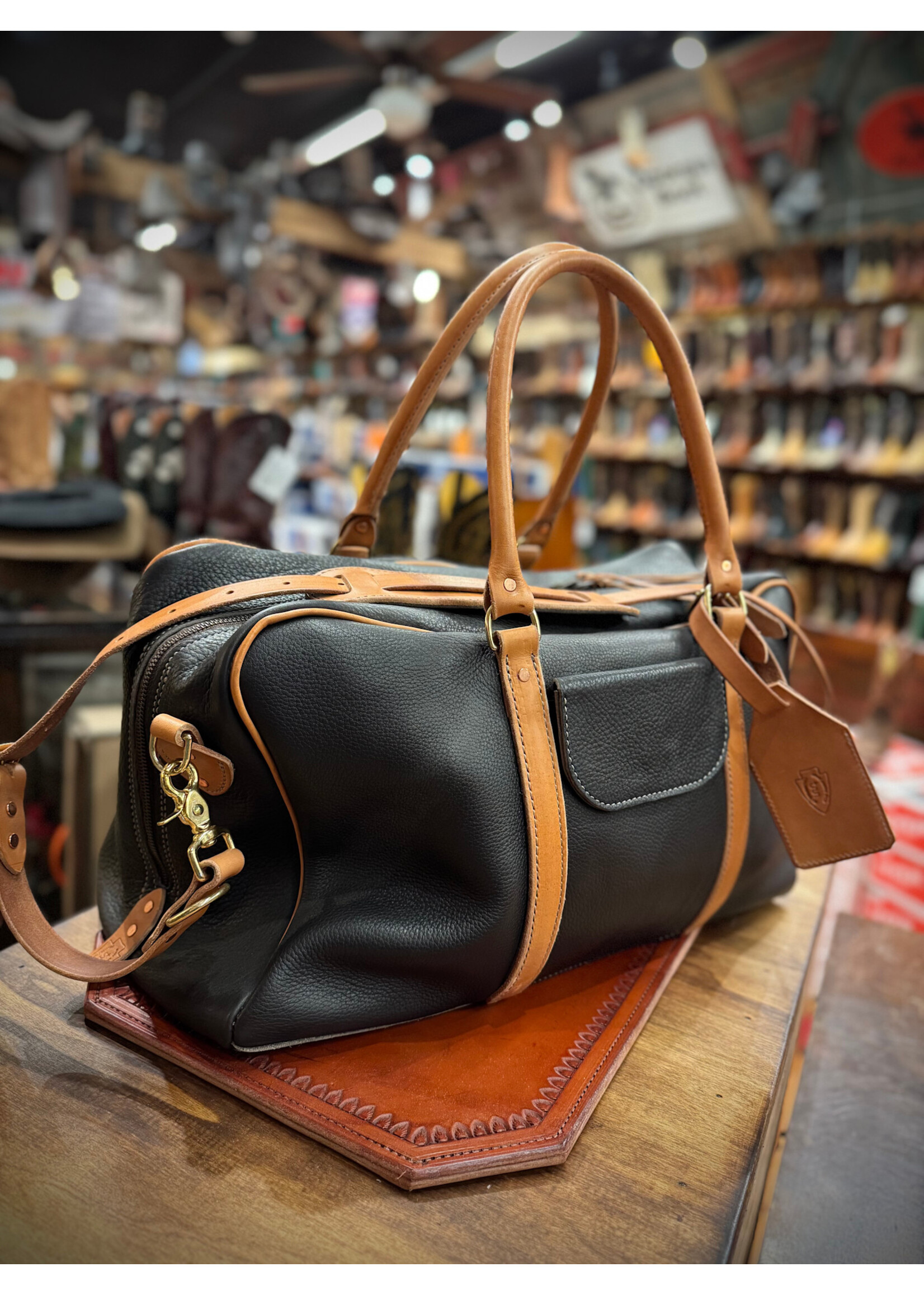 Hewlett & Dunn Hewlett & Dunn x Moss Saddle Shop  Bison Leather Weekender Bag With Welt