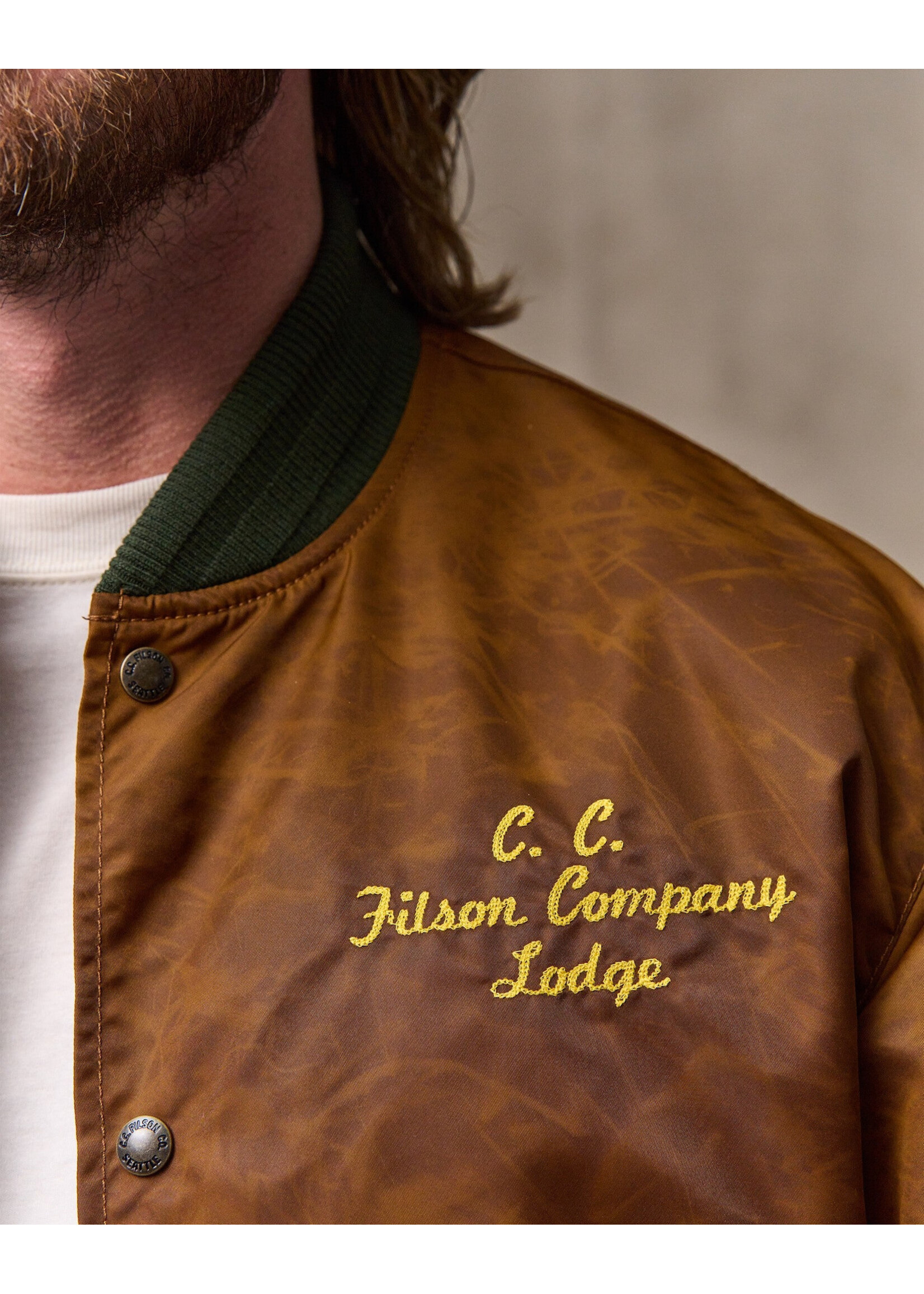 Filson Filson No. 20310329 Embroidered Montlake Jacket