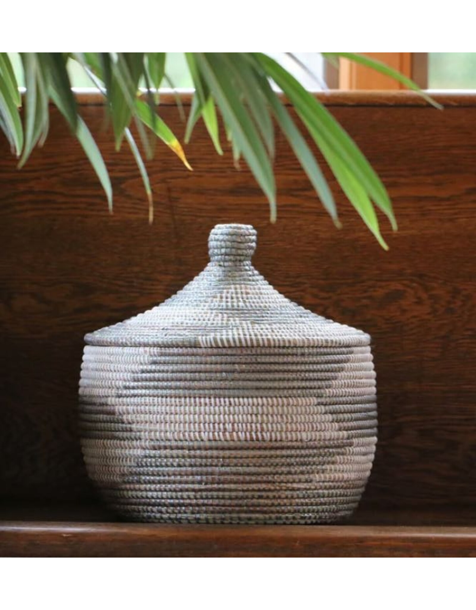 Large Lidded Warming Basket