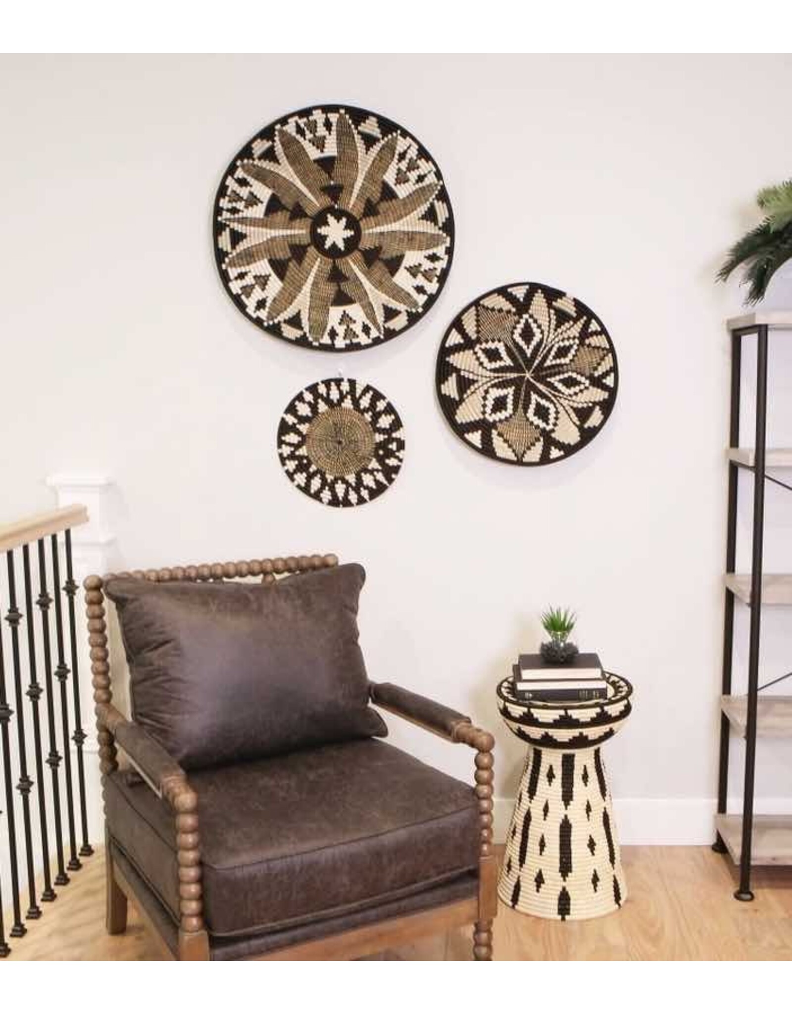 Extra Large Black Fleur Woven Wall Plate