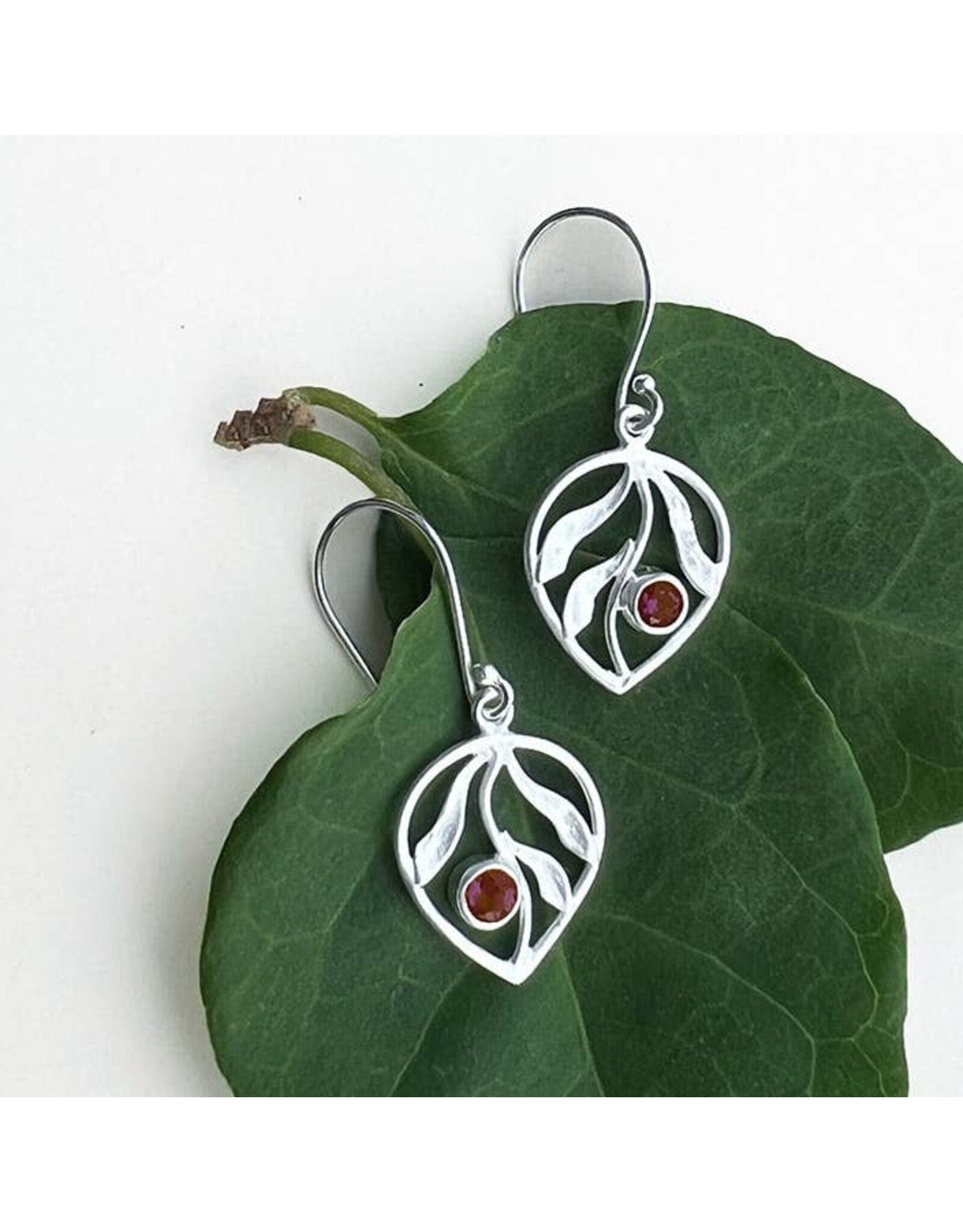 Sterling Silver Whispering Leaf Jewelry
