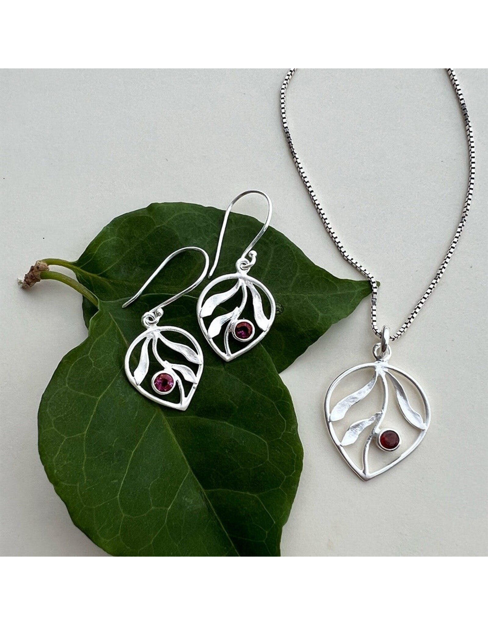 Sterling Silver Whispering Leaf Jewelry