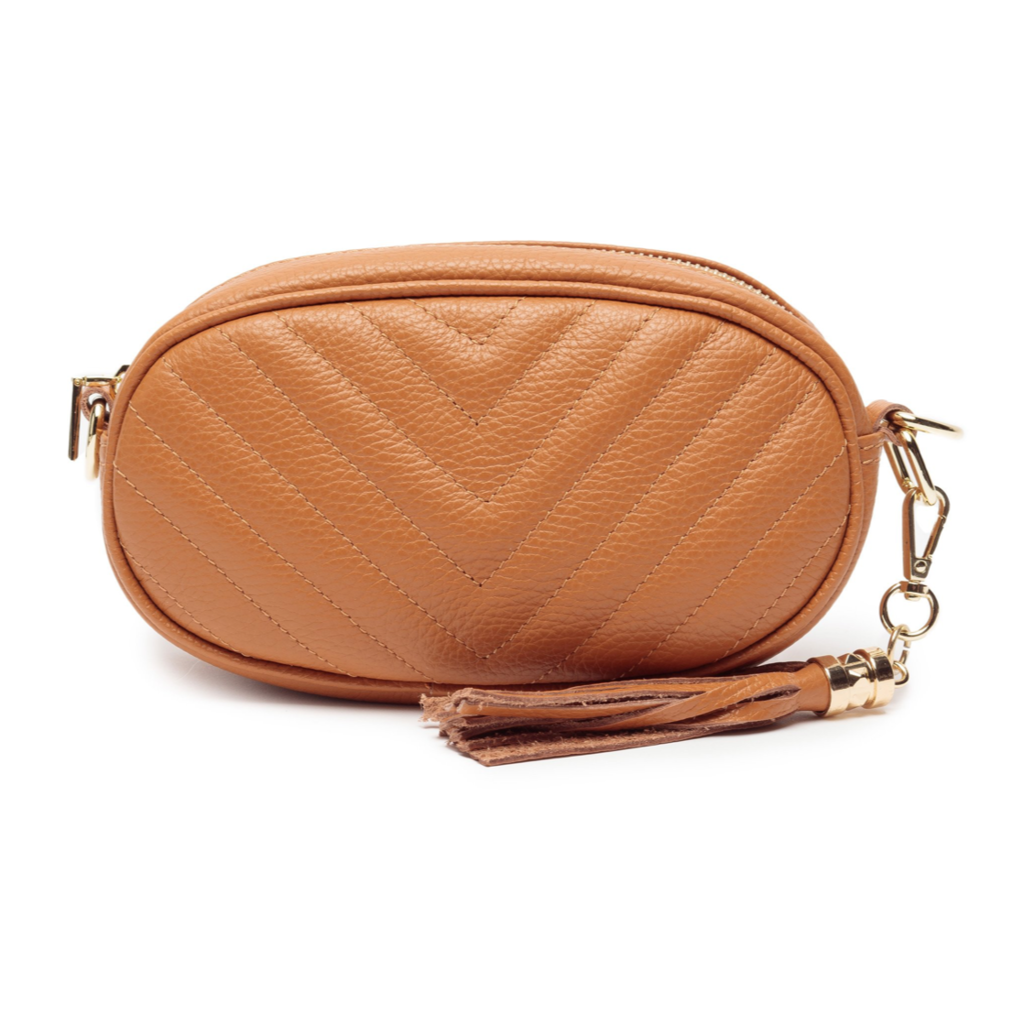 Handbag Elie Beaumont Pebble Bag in Tan Leather