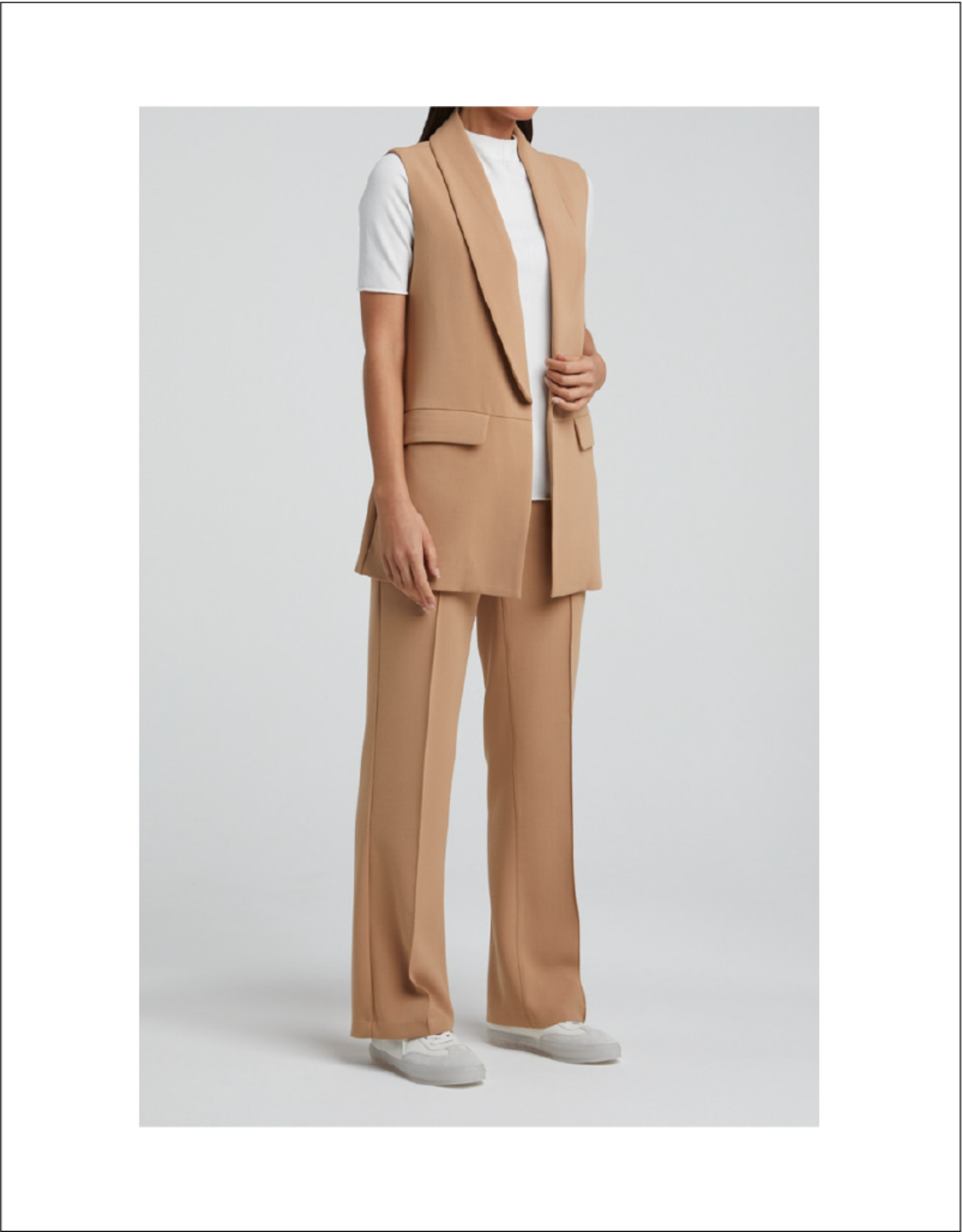 Yaya sleeveless blazer Clearance