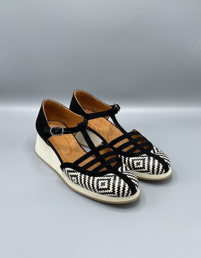 Foam store wedge shoes