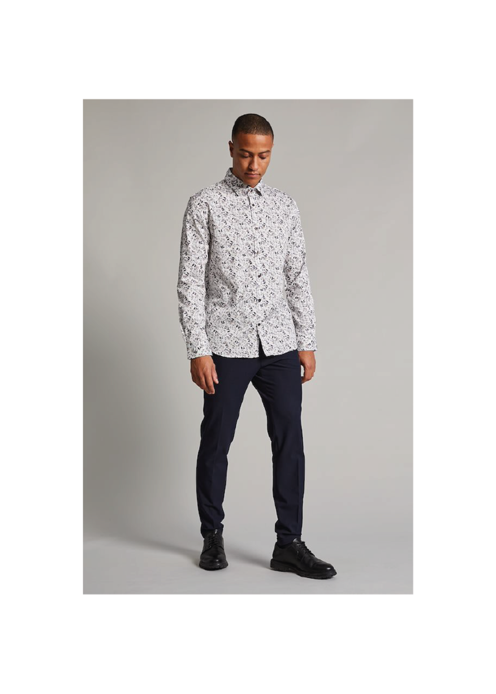 Matinique Trostol Small Leaf Button-Up