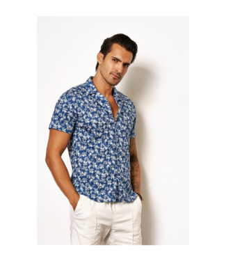 Desoto Lido Collar Short-Sleeve Button-Up